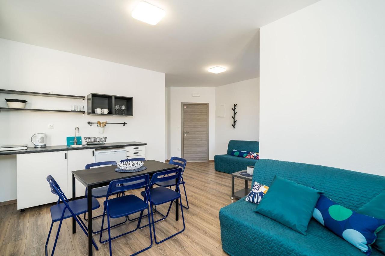 Residence & Pool Villa Schwarz Suites 챠브타트 객실 사진
