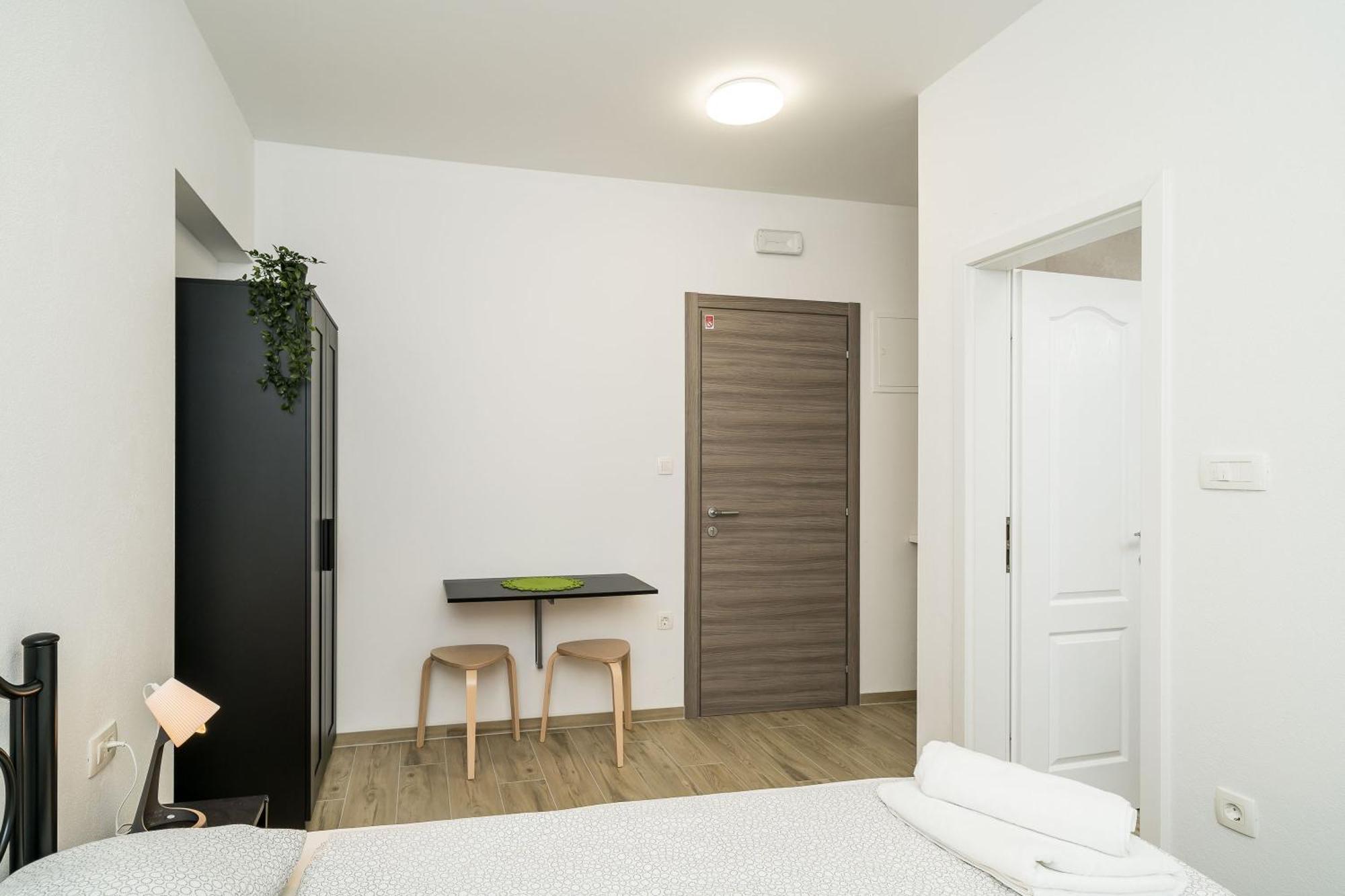 Residence & Pool Villa Schwarz Suites 챠브타트 객실 사진