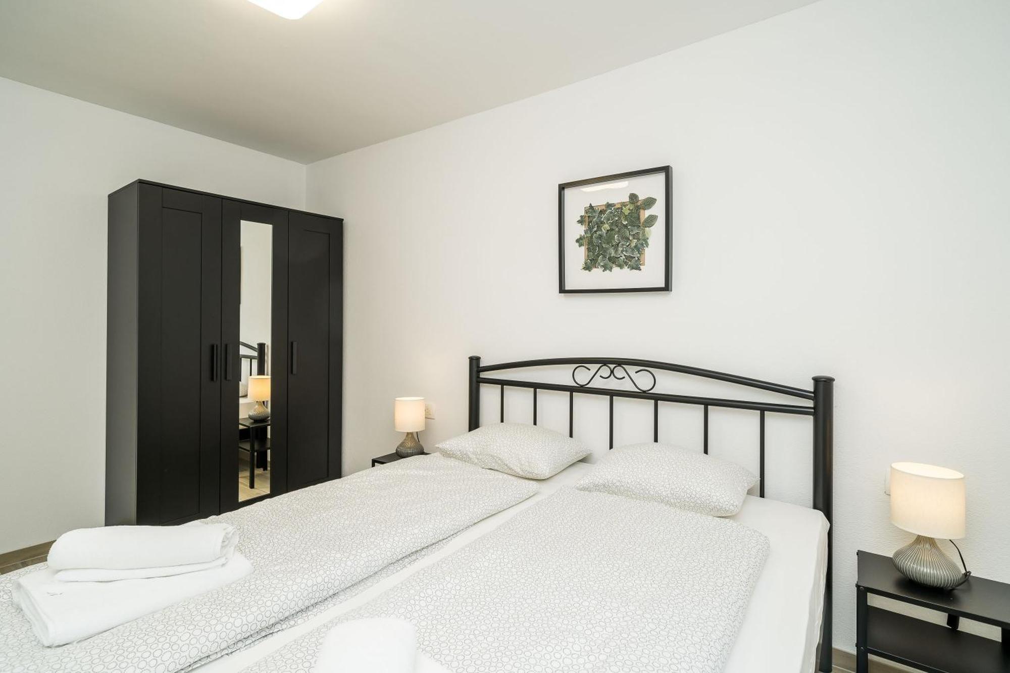Residence & Pool Villa Schwarz Suites 챠브타트 객실 사진