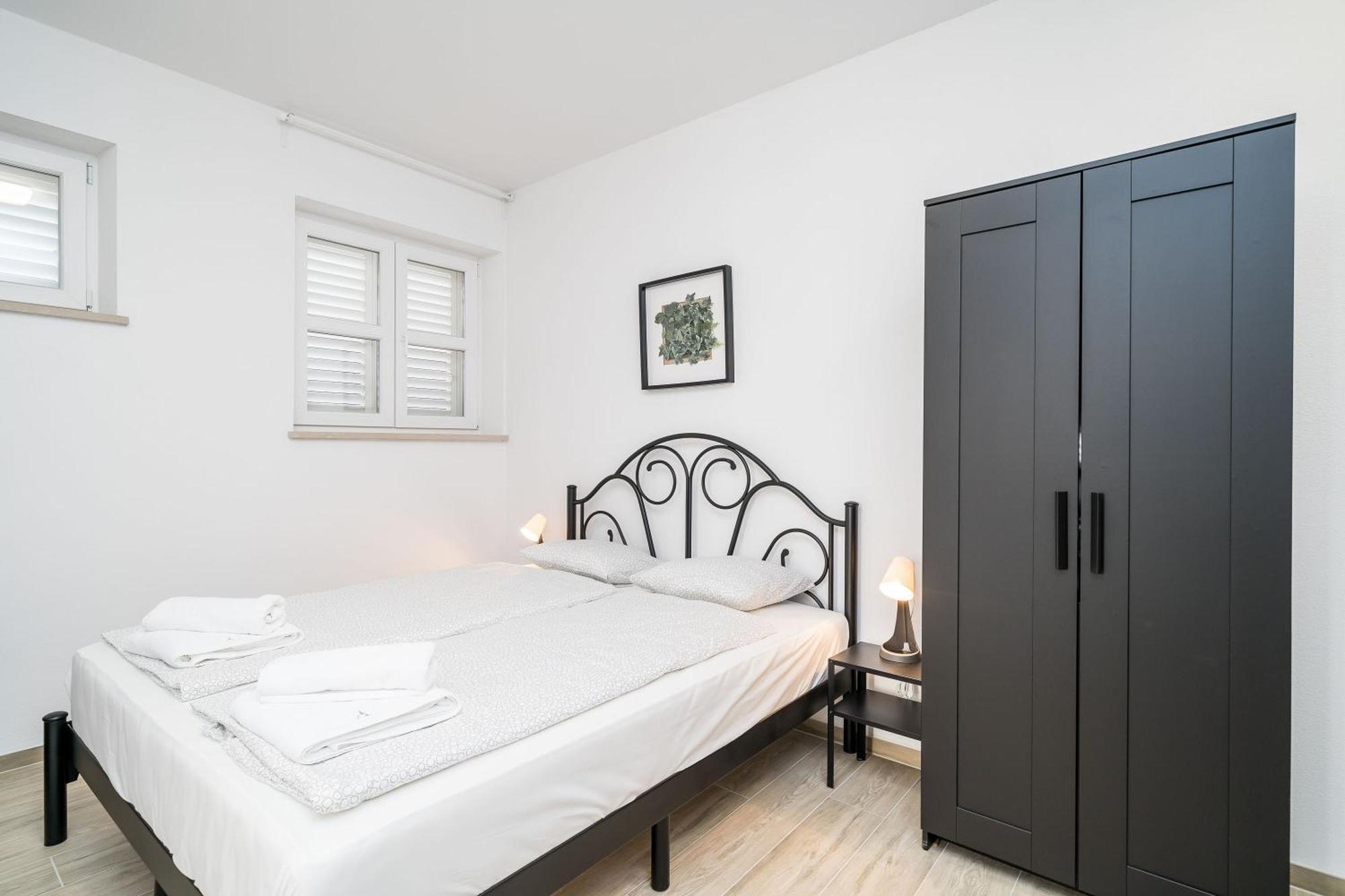 Residence & Pool Villa Schwarz Suites 챠브타트 객실 사진