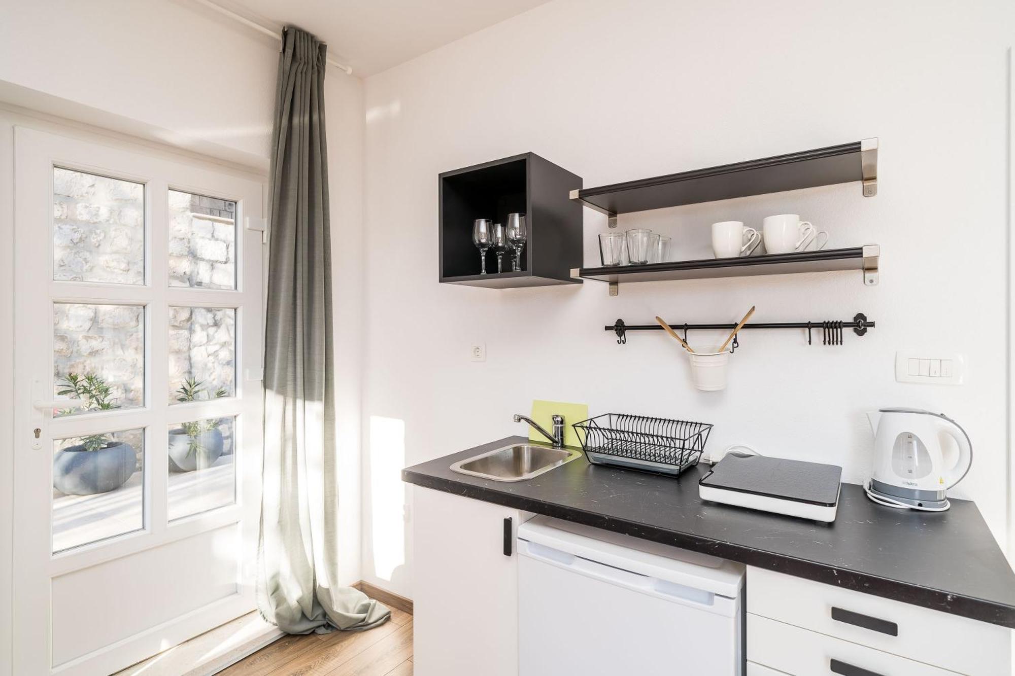 Residence & Pool Villa Schwarz Suites 챠브타트 객실 사진