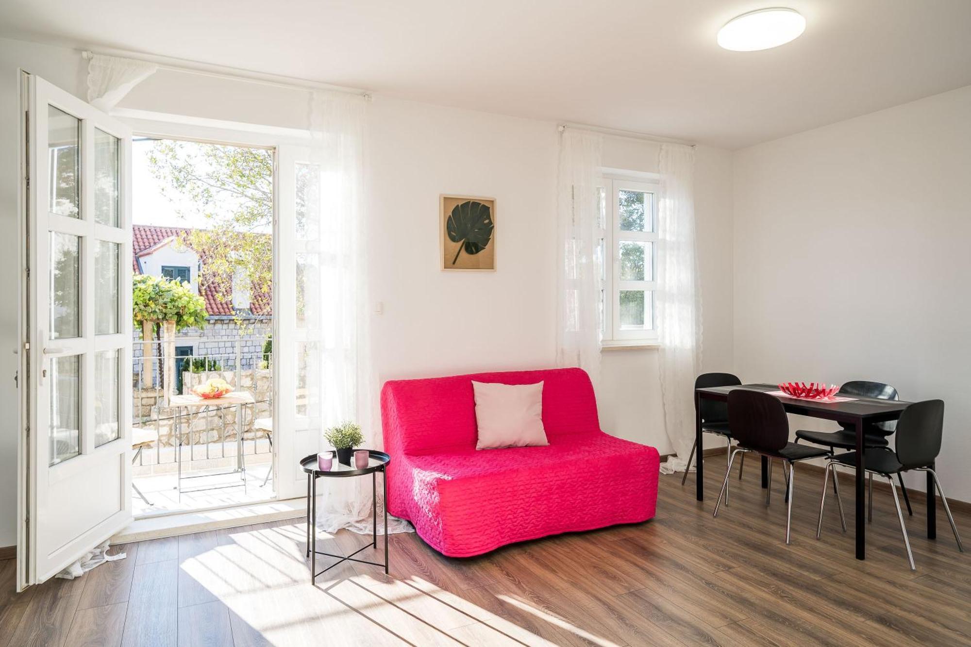 Residence & Pool Villa Schwarz Suites 챠브타트 객실 사진