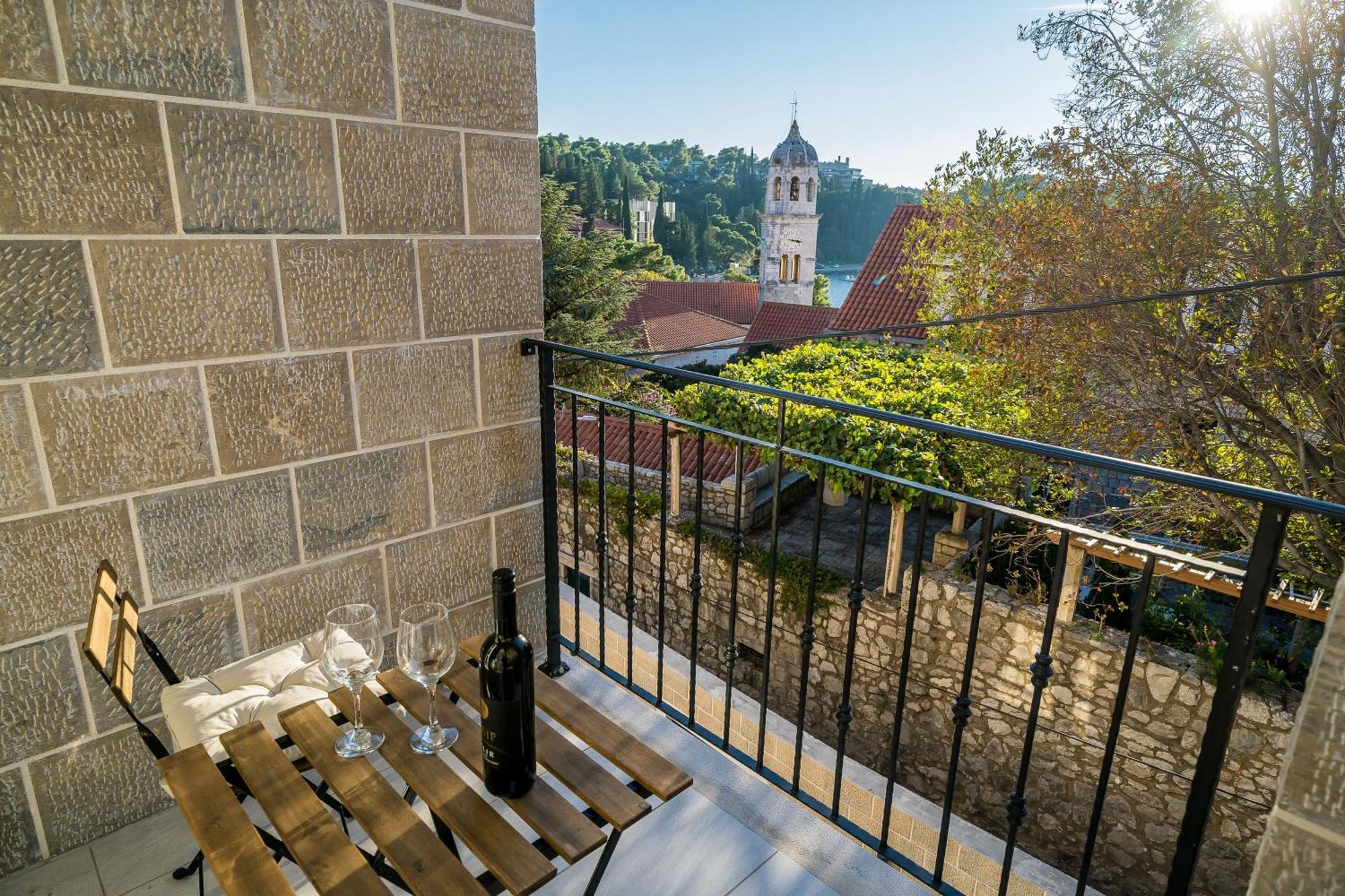 Residence & Pool Villa Schwarz Suites 챠브타트 객실 사진